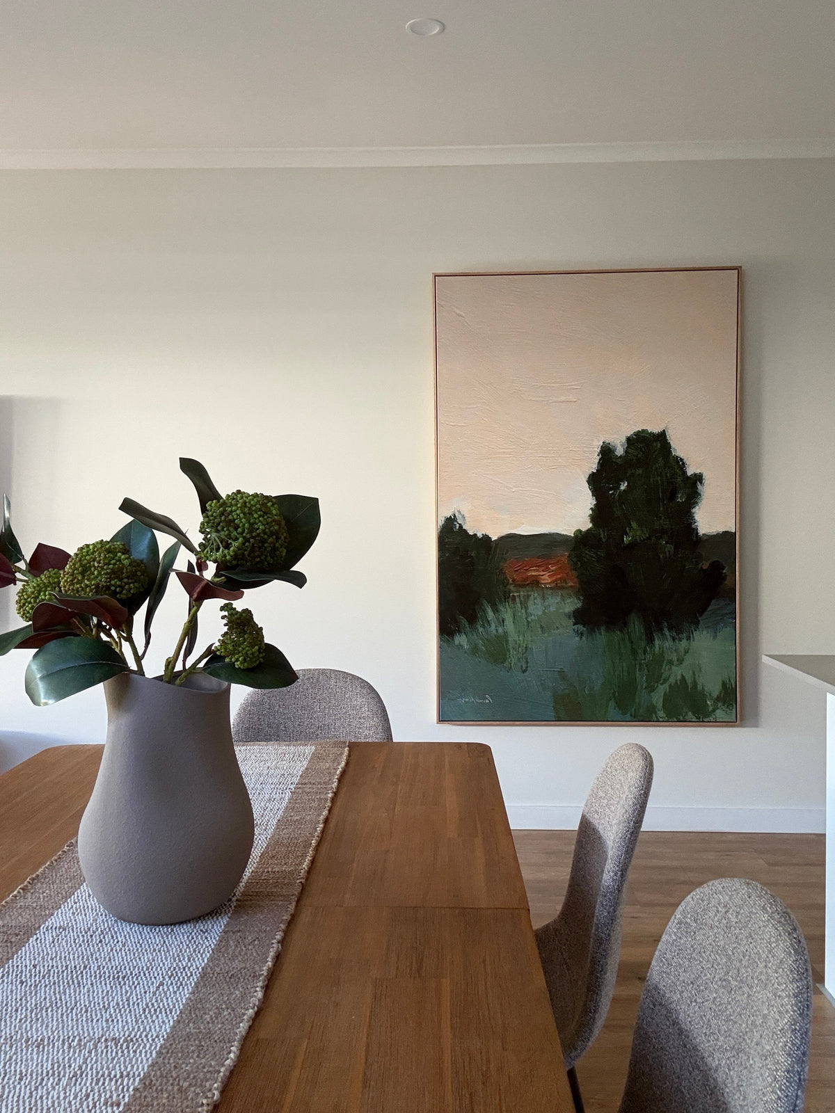 5 Styling Tips from Interior Designer Chloe Arnott (Featuring Gioia Wall Art)