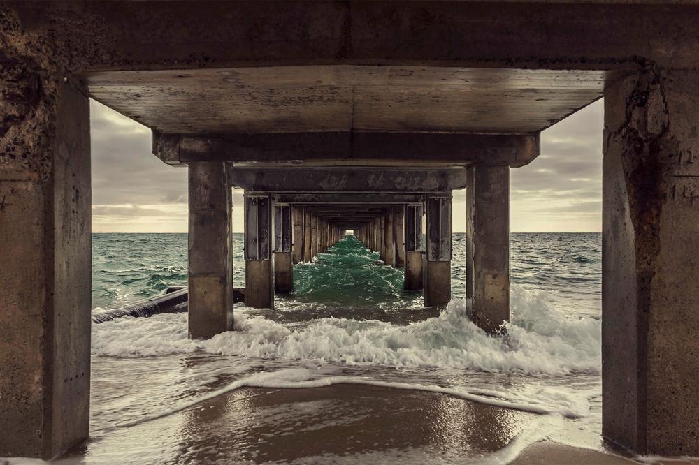Changing Tides-by-Andrew Paranavitana-wall-art-print-canvas-poster-framed-Gioia