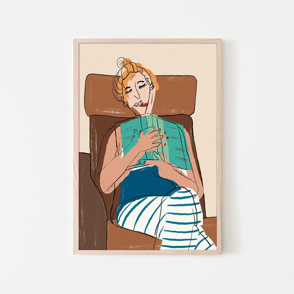 LEYENDO-by-Giovanna Gil Alves-wall-art-print-canvas-poster-framed-Gioia