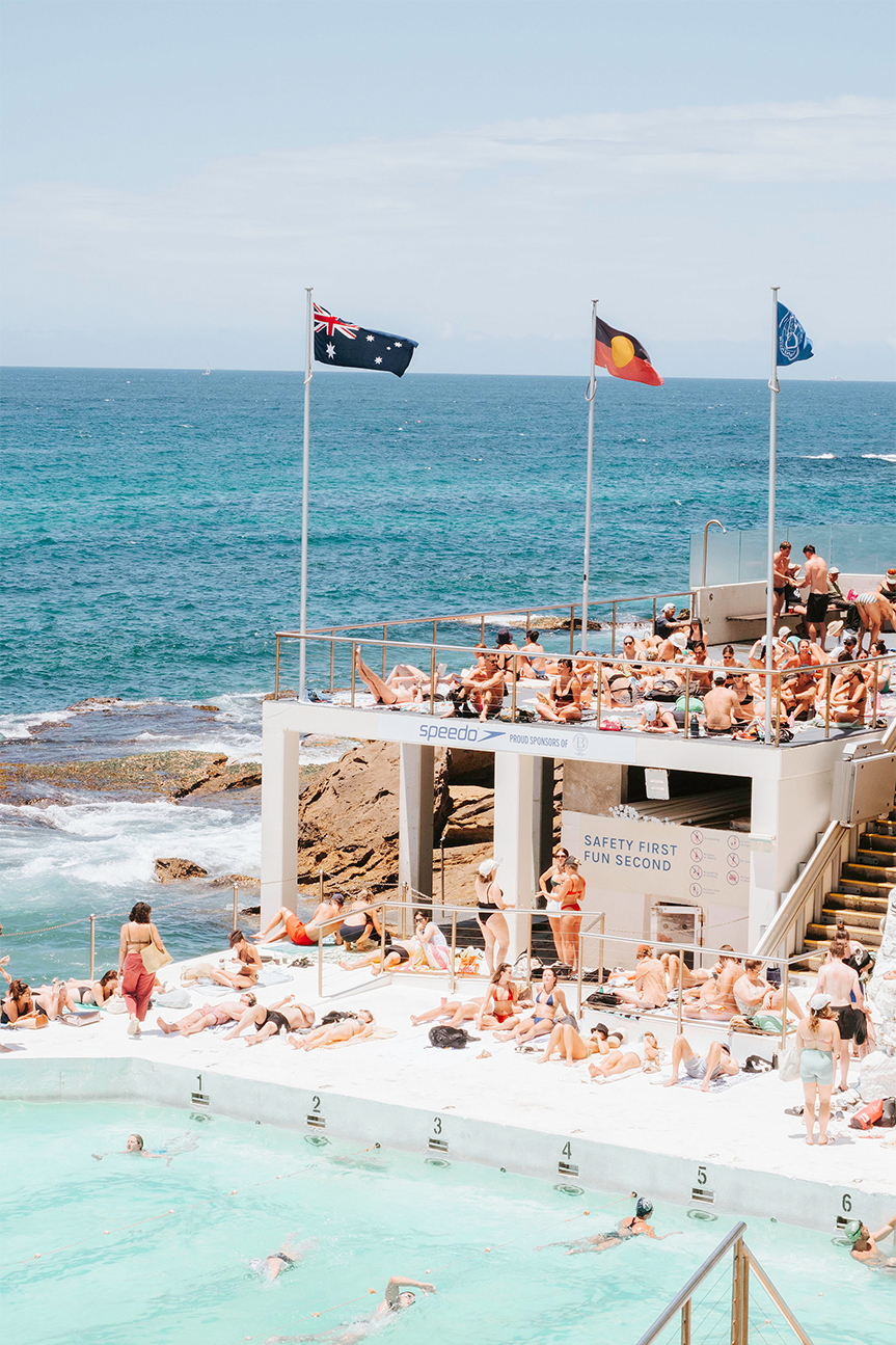 wall-art-print-canvas-poster-framed-Bondi Pool , By Ilana Sallick-1