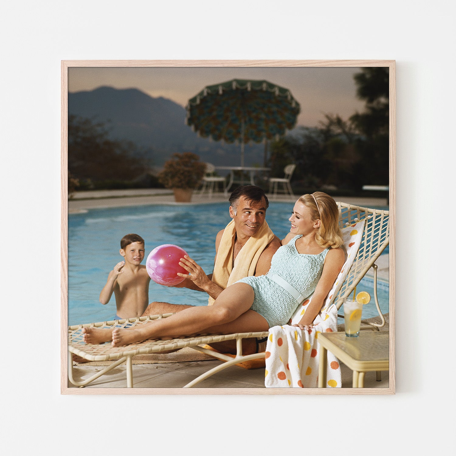 wall-art-print-canvas-poster-framed-Play the Game-5