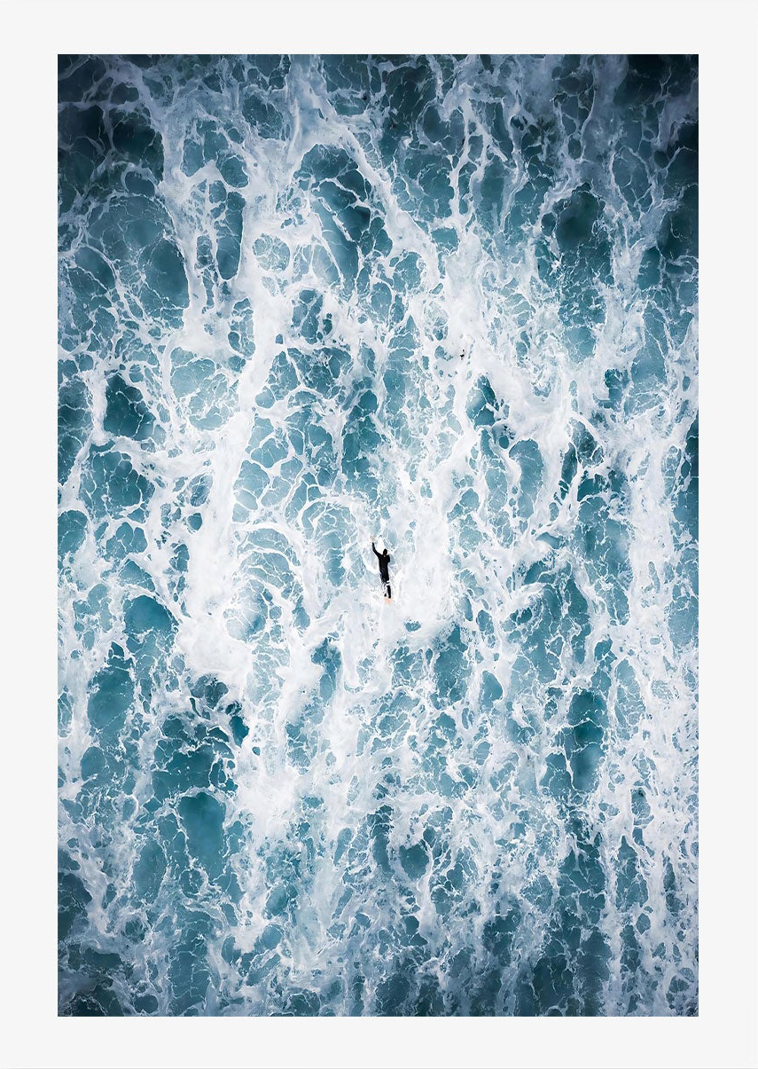 Solo Surfer