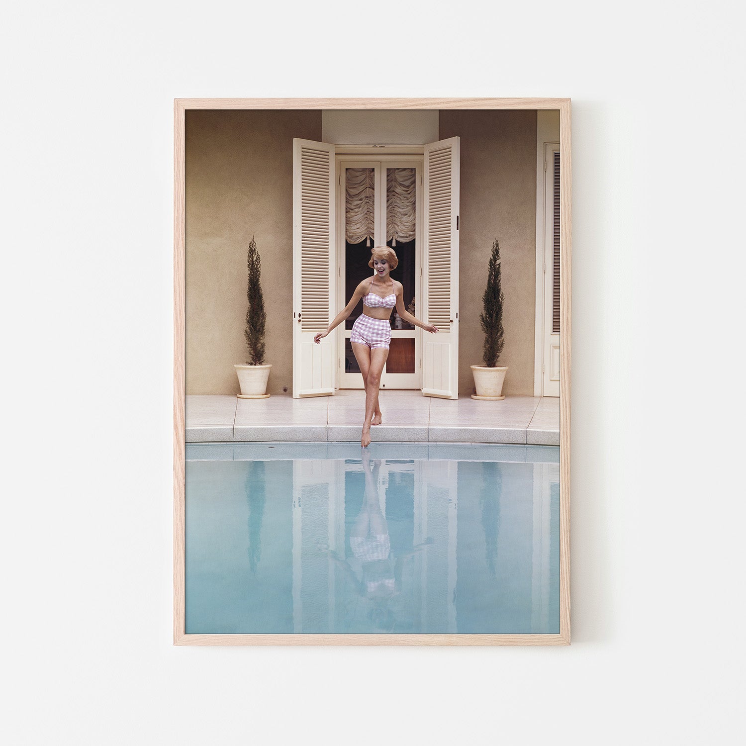 wall-art-print-canvas-poster-framed-Testing the Waters-6