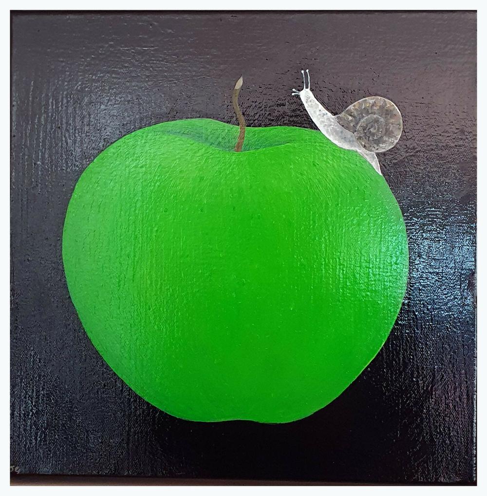 Of Apple & Snail