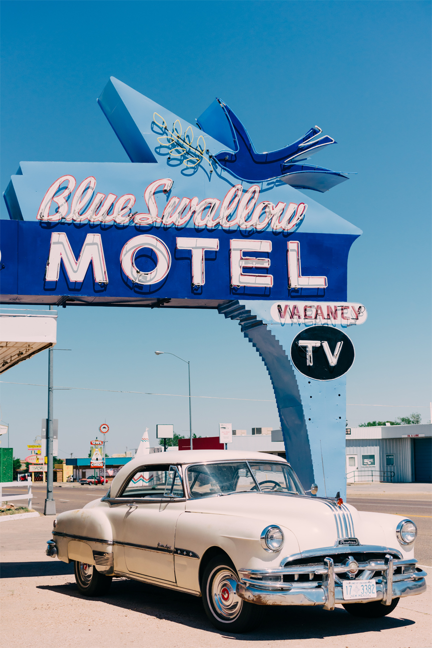 Blue Swallow Motel