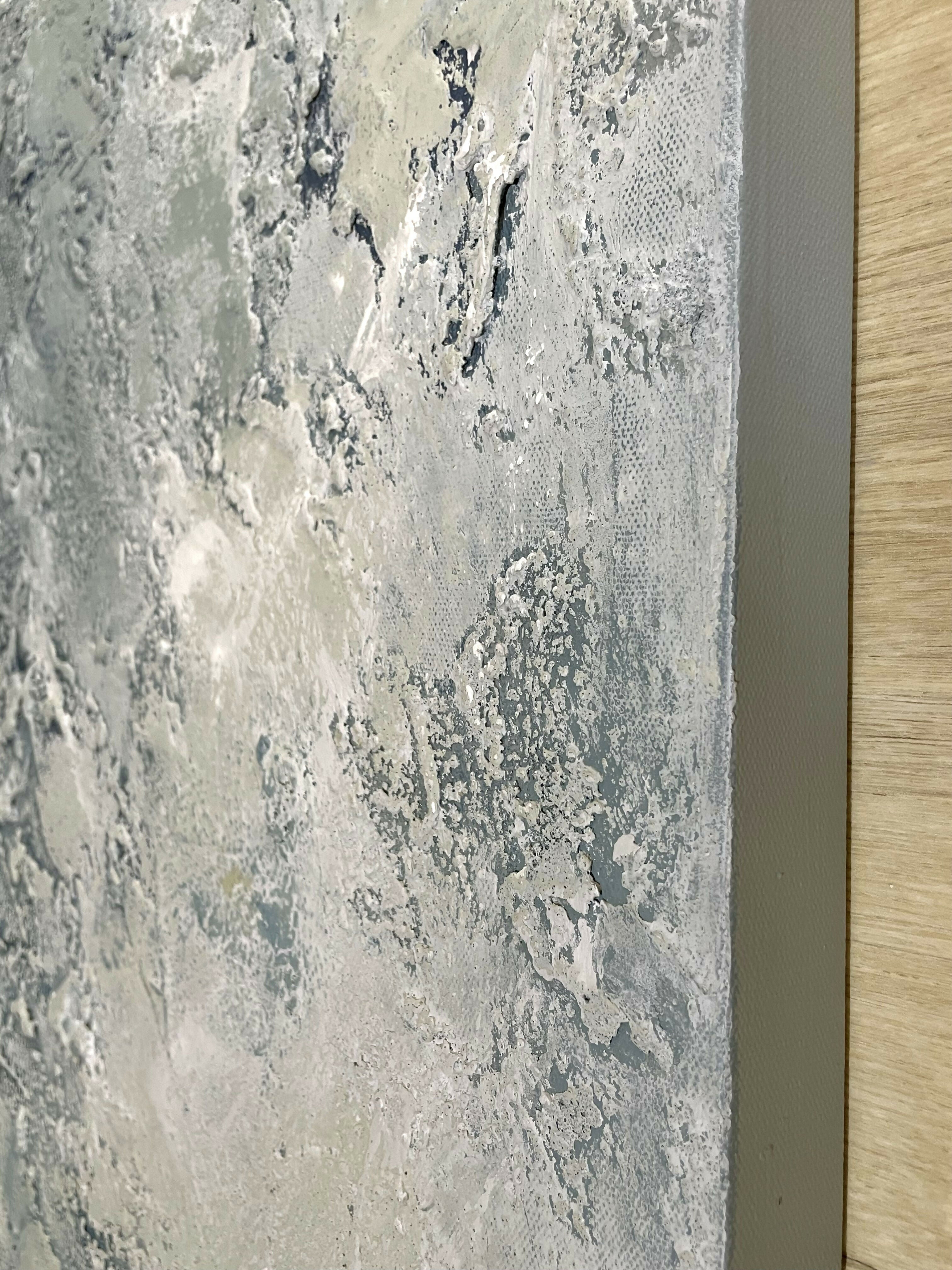 Mizu Stone