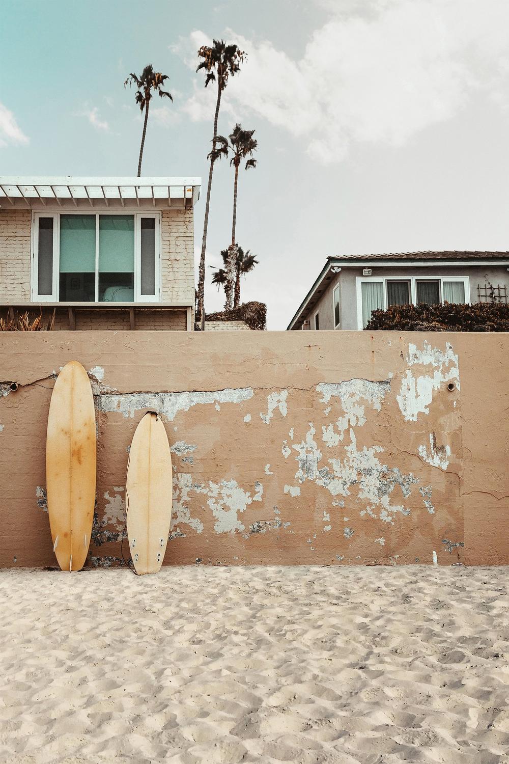 California Dream-by-Gal Pittel-wall-art-print-canvas-poster-framed-Gioia