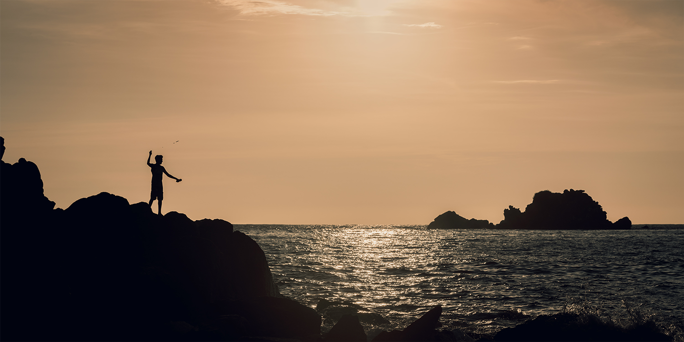 wall-art-print-canvas-poster-framed-Casting Line , By Dmitry Kirshner-1