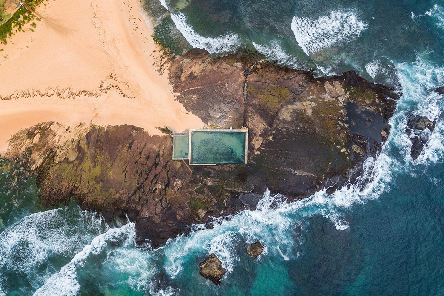 wall-art-print-canvas-poster-framed-Monavale Pool-1