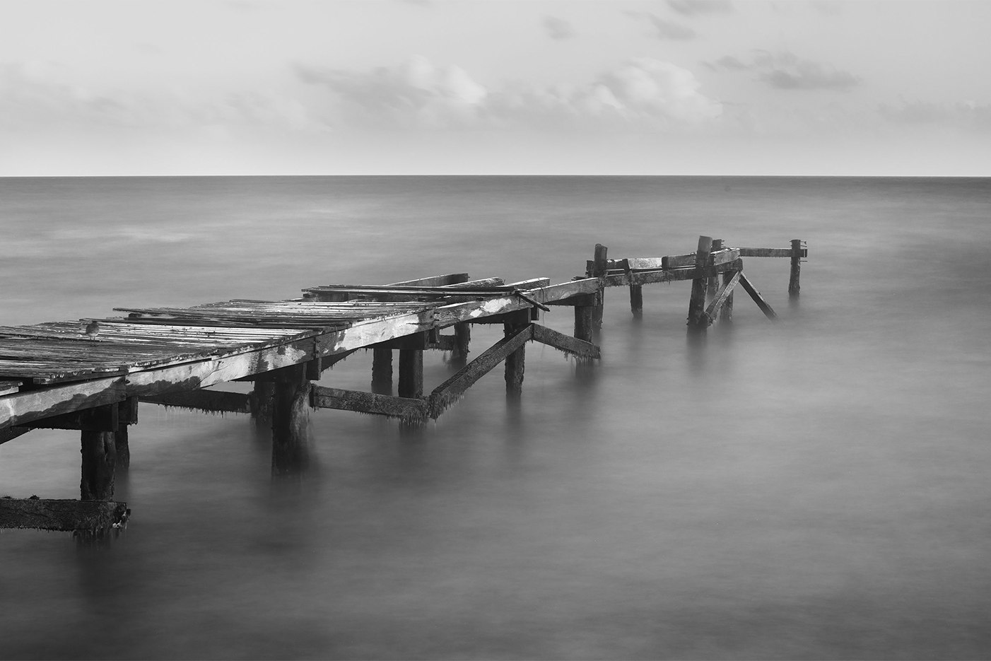 wall-art-print-canvas-poster-framed-Strong Floating Pier , By Dmitry Kirshner-1