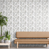 Giraffe-wallpaper-eco-friendly-easy-removal-GIOIA-WALL-ART